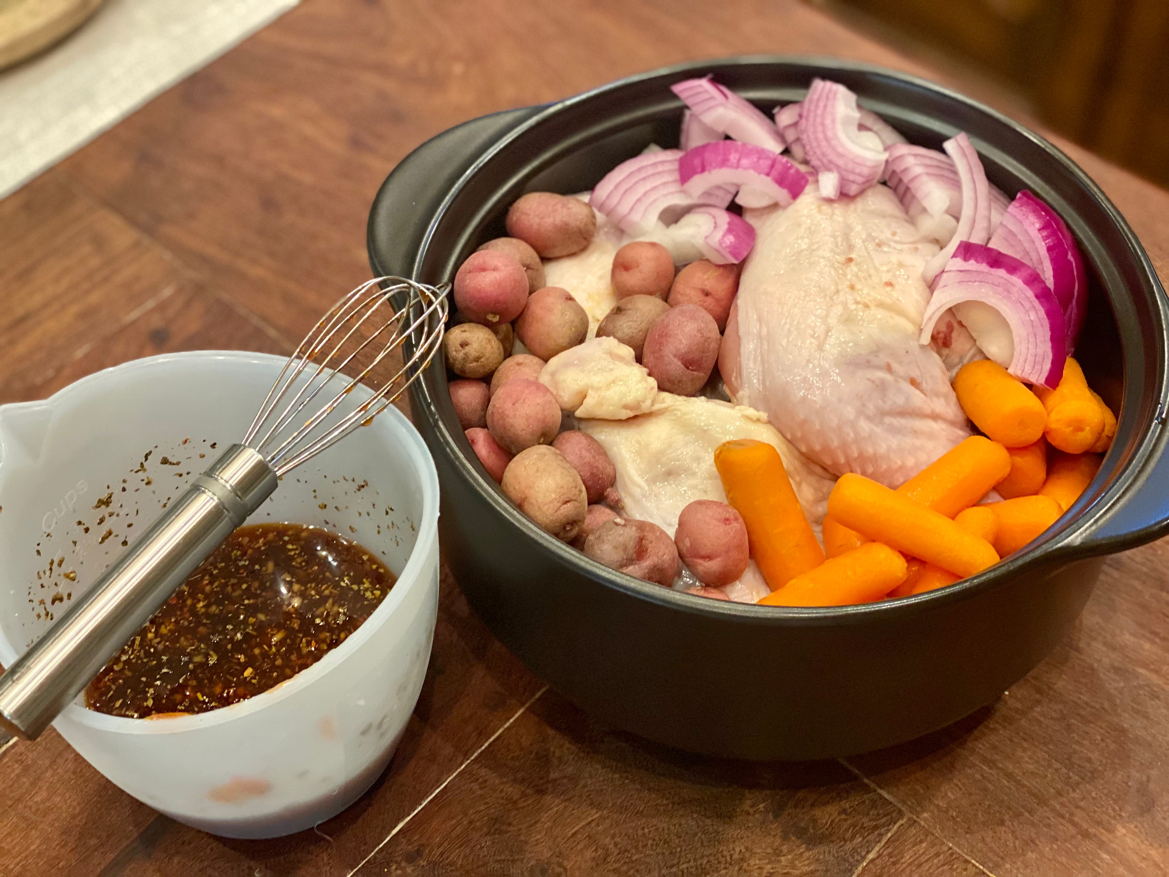 Slow Cooker Honey Garlic Chicken and Veggies - Damn Delicious