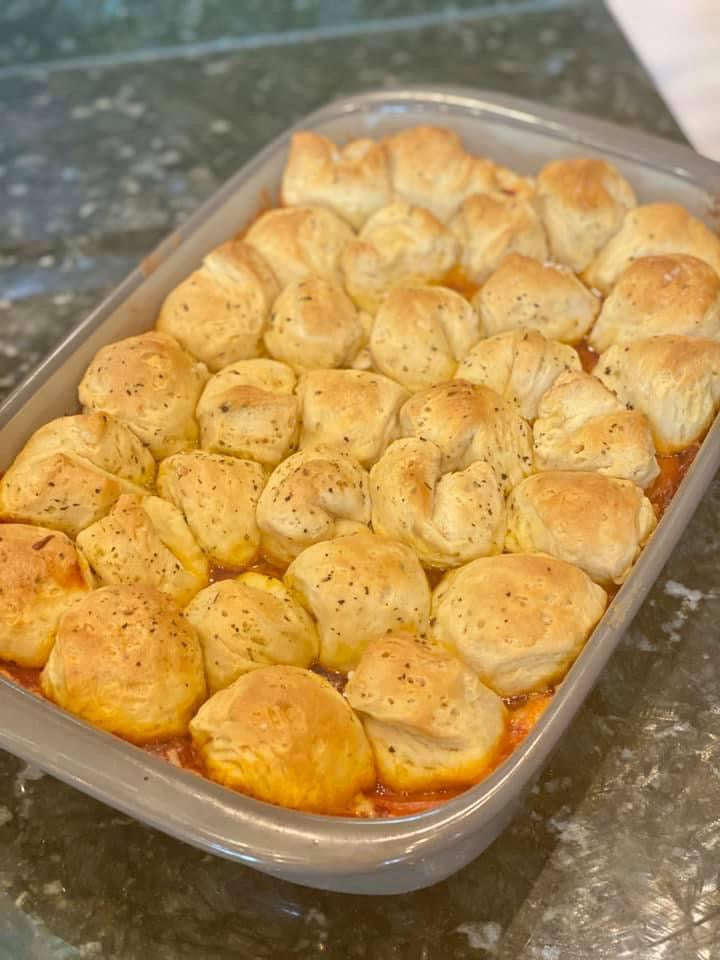Pull-Apart Garlic Bread Pizza Dip