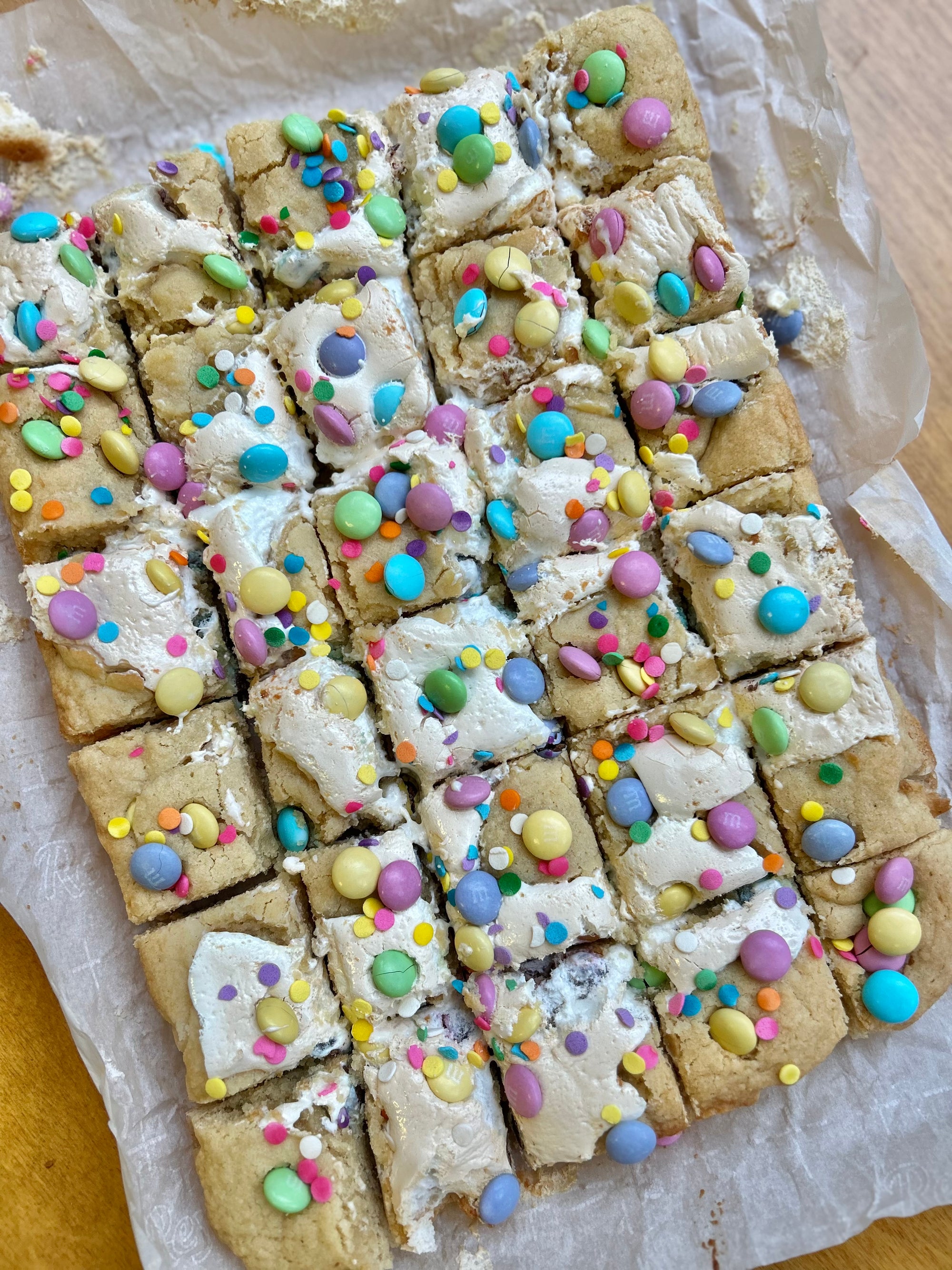 M&M Marshmallow Creme Sugar Cookie Bars