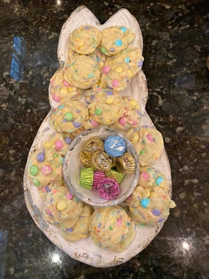 Easter Funfetti M&M Sprinkle Cookies