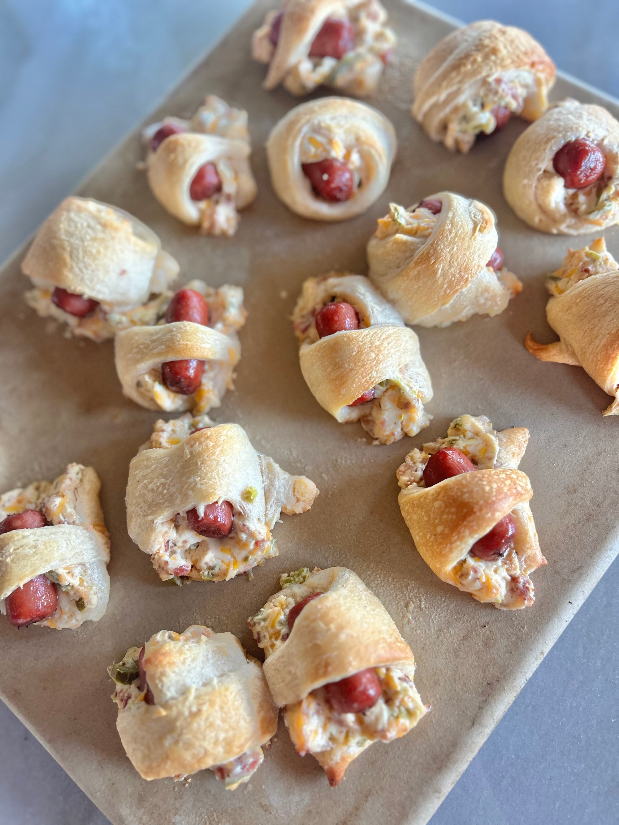 Smoked Jalapeno Popper Pigs In a Blanket